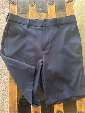 PGA Tour Golf Shorts men’s 32